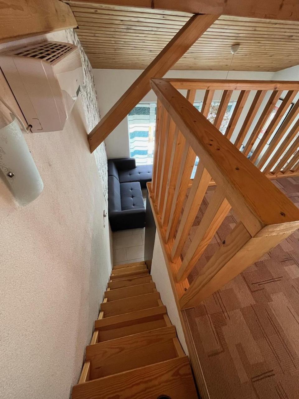 City Apartman Haz Balatonlelle Buitenkant foto